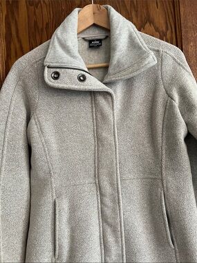 Kuhl Women's Light Gray Knit Pea Coat